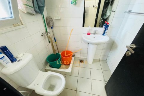 3 bedrooms Villa in Jumeirah Village Circle, UAE No. 220981 21
