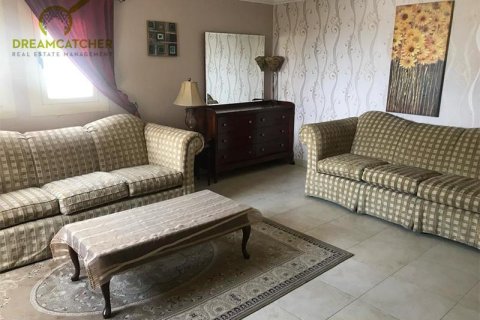 Дуплекс с 4 спальнями в Al Hamra Village, ОАЭ №75573 13