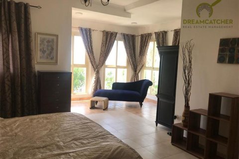 Дуплекс с 4 спальнями в Al Hamra Village, ОАЭ №75573 6