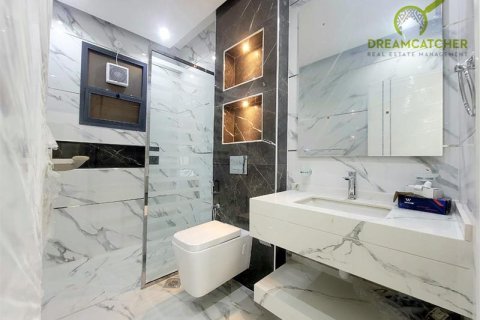 Villa de 5 dormitorios en Al Yasmeen, UAE No. 22828 20