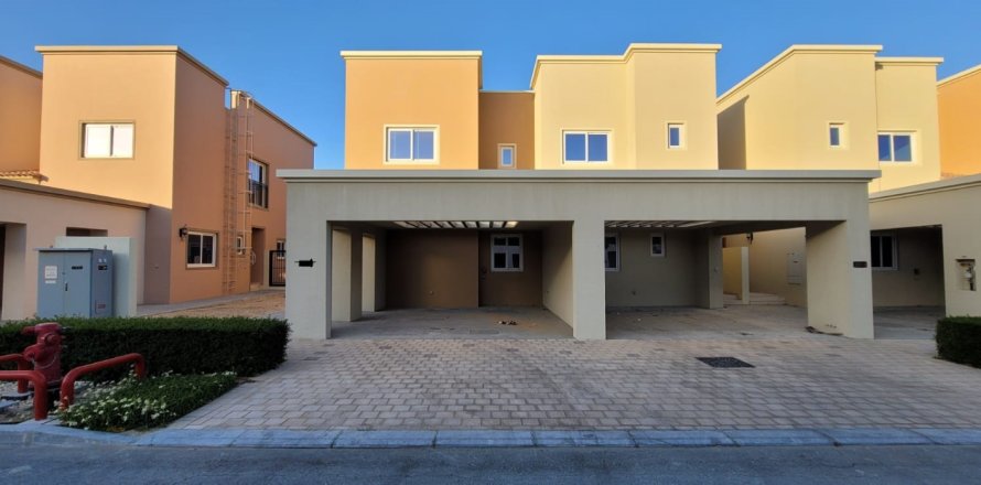 Townhouse de 4 chambres à Villanova, UAE No. 1077