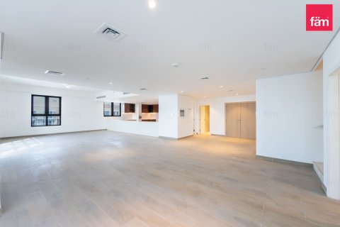5 bedrooms Apartment in Dubai, UAE No. 152009 3