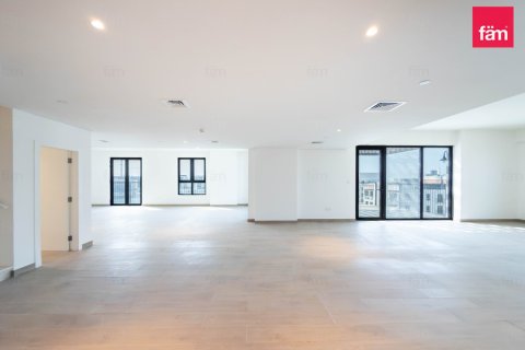 5 bedrooms Apartment in Dubai, UAE No. 152009 8