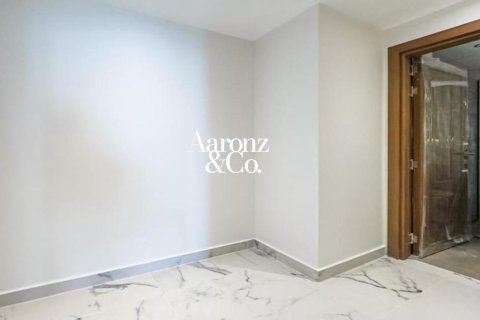 Квартира с 2 спальнями в Джумейра Лейк Тауэрс, ОАЭ №202973 3