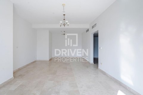 3 bedrooms Apartment in KG Tower, UAE No. 211946