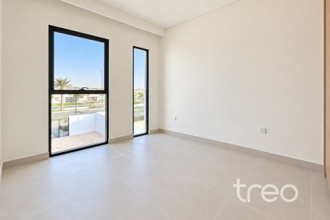 3 bedrooms Villa in EMAAR South, UAE No. 220841 12
