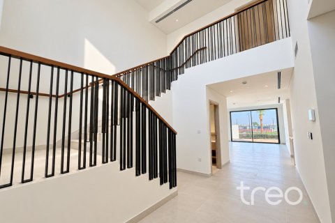 3 bedrooms Villa in EMAAR South, UAE No. 220841 10