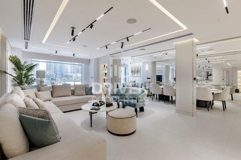 5 bedrooms Villa in Dubai Marina, UAE No. 212603