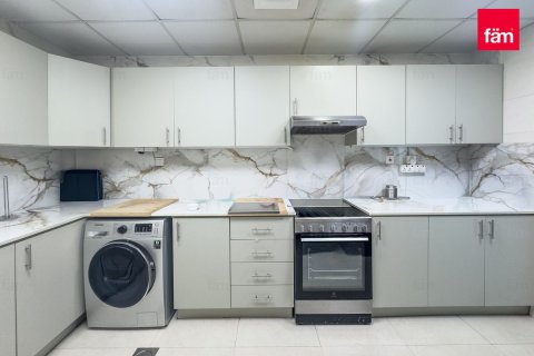Квартира с 2 спальнями в Дубай Марина, ОАЭ №223756 13