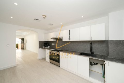 3 bedrooms Villa in Jumeirah Village Circle, UAE No. 213380 6