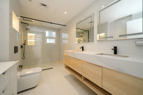 3 bedrooms Villa in Jumeirah Village Circle, UAE No. 213380 23