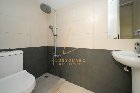 3 bedrooms Villa in Jumeirah Village Circle, UAE No. 213380 24