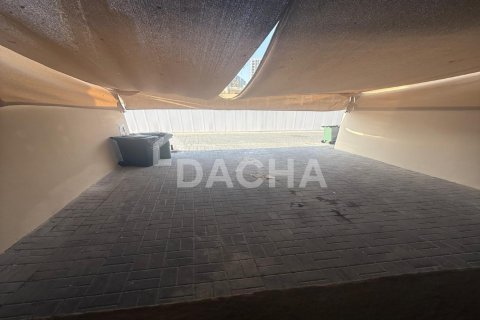 Villa de 3 chambres à District 15, UAE No. 186077 12