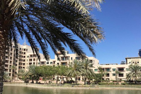 AL GHOZLAN en Greens, UAE No. 69355