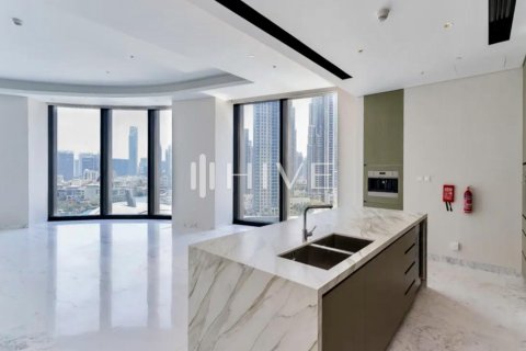 Apartment de 4 dormitorios en Opera District, UAE No. 71610 7