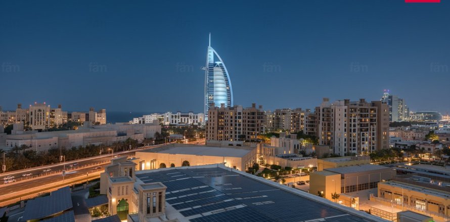 4 bedrooms Apartment in Umm Suqeim, UAE No. 216351