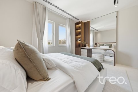 Вилла с 4 спальнями в Jumeirah Park, ОАЭ №220544 21