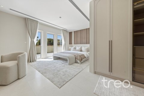 Вилла с 4 спальнями в Jumeirah Park, ОАЭ №220544 16