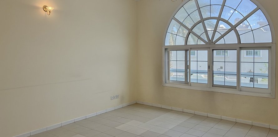 3 bedrooms Villa in Al Rashidiya, UAE No. 213012