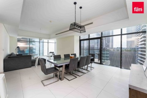 3 bedrooms Apartment in Downtown Dubai (Downtown Burj Dubai), UAE No. 215856