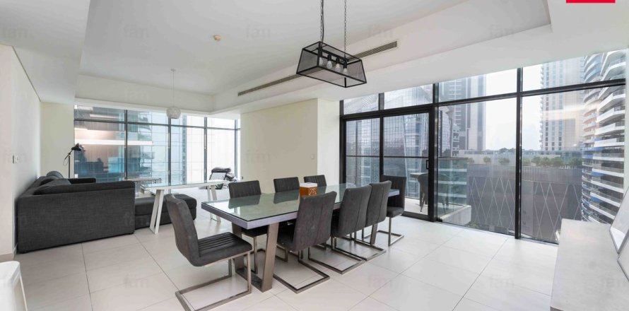 3 bedrooms Apartment in Downtown Dubai (Downtown Burj Dubai), UAE No. 215856