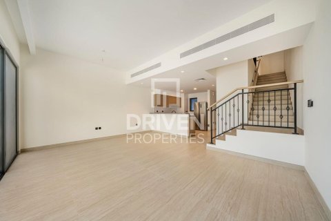 Villa de 4 dormitorios en Damac Lagoons, UAE No. 218436 3