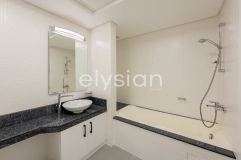2 bedrooms Apartment in Shoreline Apartments, UAE No. 64648 22