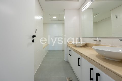 2 bedrooms Apartment in Shoreline Apartments, UAE No. 64648 3
