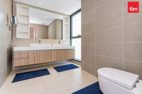 Квартира с 3 спальнями в Дубай Марина, ОАЭ №215646 16