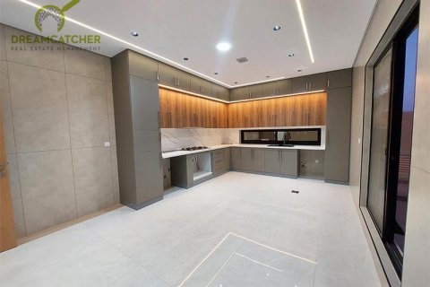 Villa de 5 chambres à Al Helio, UAE No. 20163 5