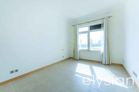 Appartement de 2 chambres à Shoreline Apartments, UAE No. 64639 10