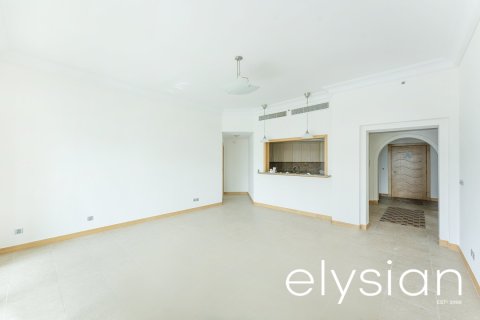 Appartement de 2 chambres à Shoreline Apartments, UAE No. 64639 12
