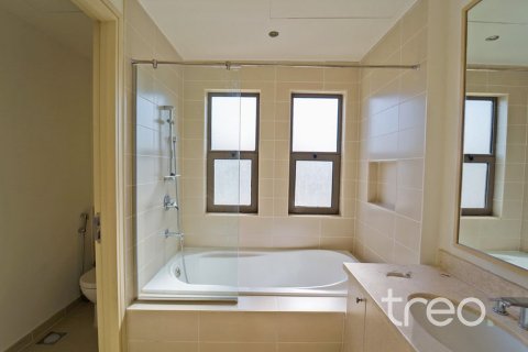 Вилла с 4 спальнями в Mira Oasis, ОАЭ №220889 13