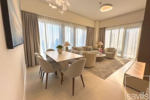 Квартира с 3 спальнями в Burj Royale, ОАЭ №205951 3