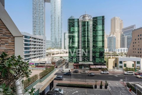 3 bedrooms Apartment in KG Tower, UAE No. 211950