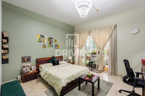 3 bedrooms Apartment in KG Tower, UAE No. 211950 12
