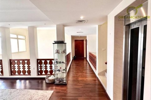 Villa de 5 dormitorios en Al Hamra Village, UAE No. 75308 6