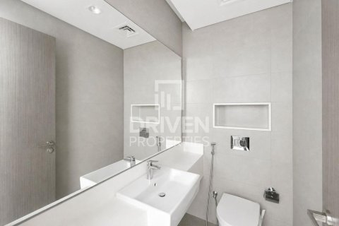 Apartment de 1 dormitorio en District One, UAE No. 221435 11
