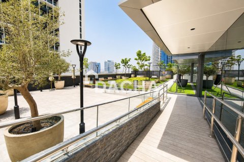2 bedrooms Apartment in Business Bay, UAE No. 163556 6