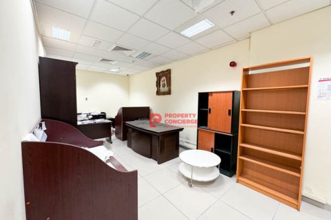 Office de 929m² en Dubai Investment Park, UAE No. 39648 22