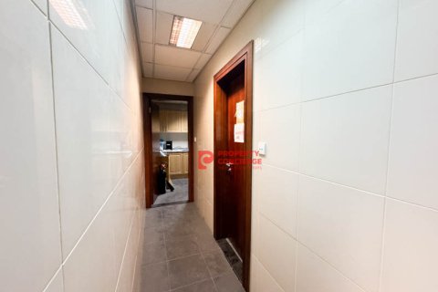 Office de 929m² en Dubai Investment Park, UAE No. 39648 5