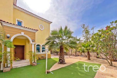 Villa de 3 chambres à Legacy, UAE No. 222758 24