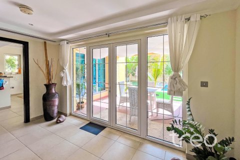 Villa de 3 chambres à Legacy, UAE No. 222758 6