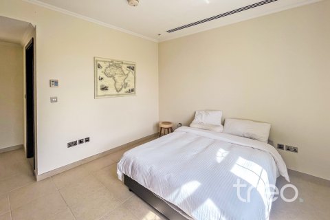 Villa de 3 chambres à Legacy, UAE No. 222758 14