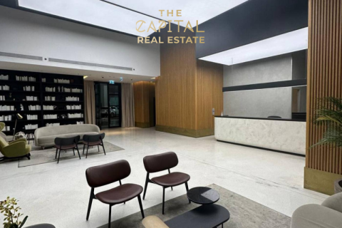 Studio Apartment in Dubai, UAE No. 7652 10