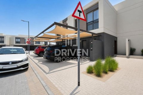 Townhouse de 2 dormitorios en Dubai South (Dubai World Central), UAE No. 214853 17