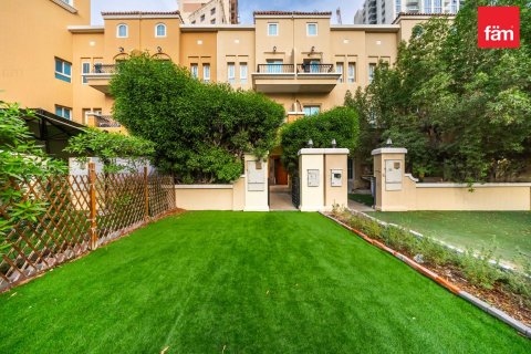 Villa de 4 chambres à Dubai, UAE No. 226723