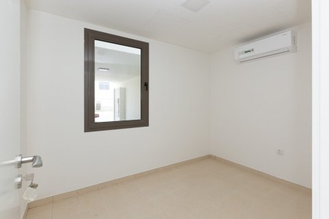 Таунхаус с 3 спальнями в Naseem Townhouses, ОАЭ №170552 9