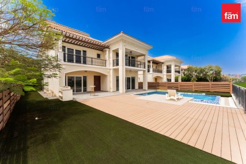 5 bedrooms Villa in Dubai, UAE No. 167127 3