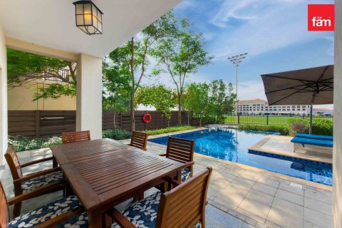 5 bedrooms Villa in Dubai, UAE No. 167127 22